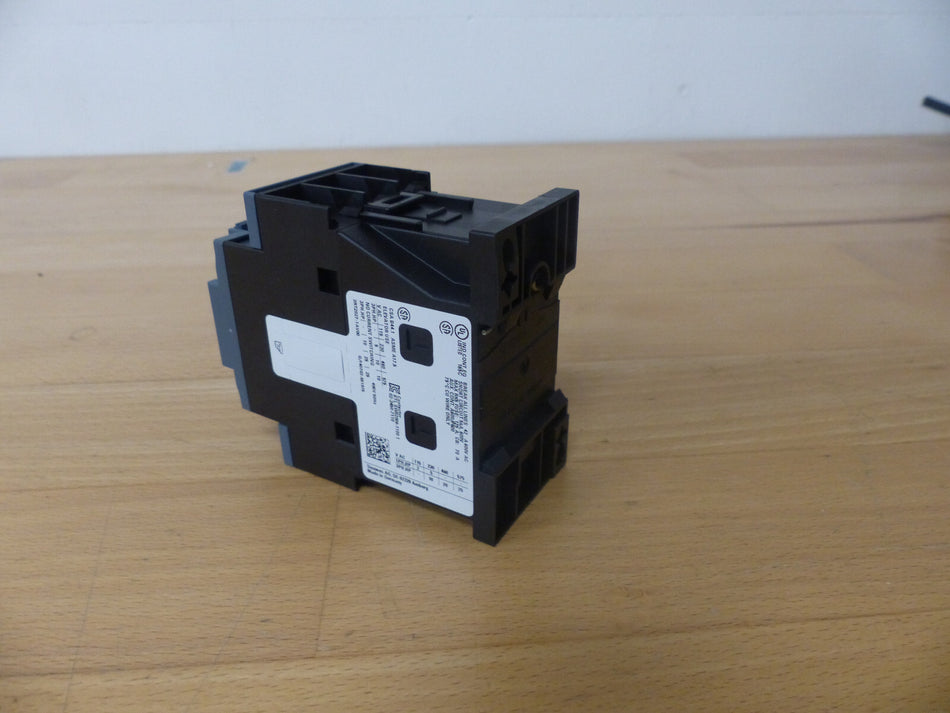 SIEMENS SIRIUS 400V 50Hz G/140703 E02