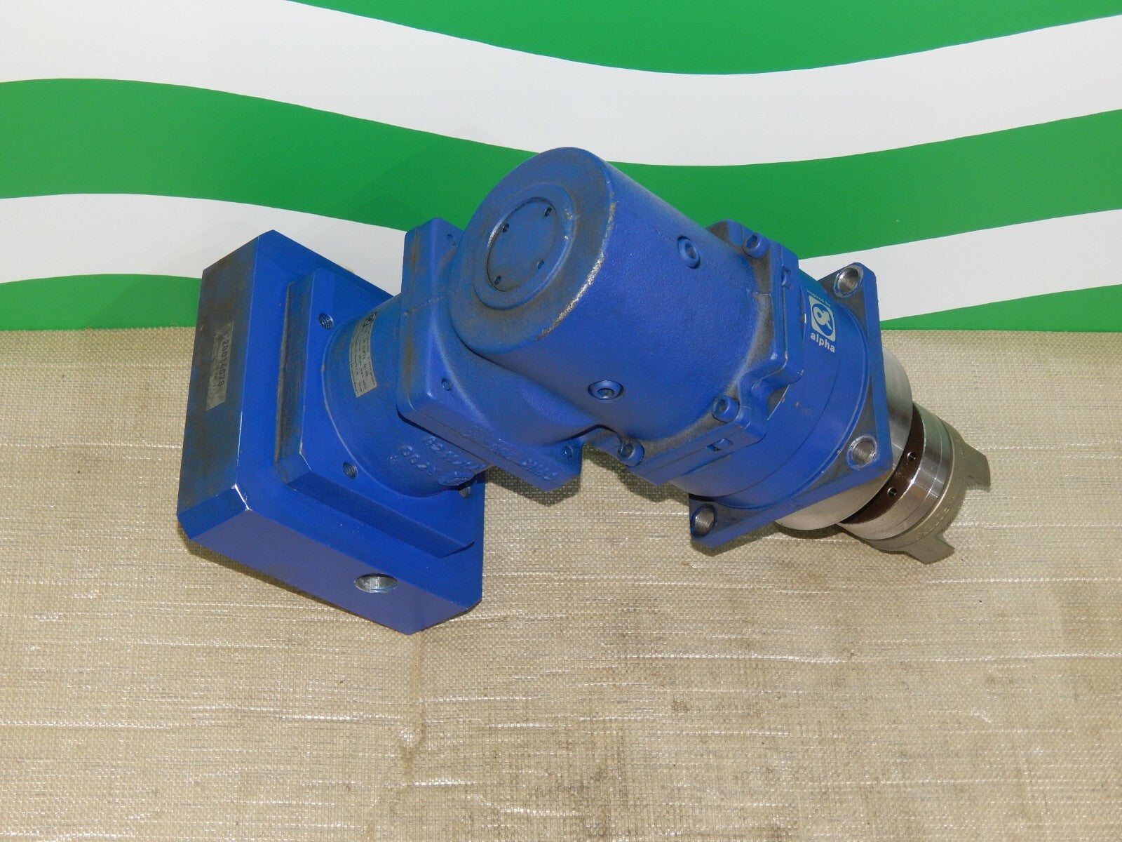 alpha Getriebe  Typ: SPK 100-MF2-4  041-000 s.Bilder