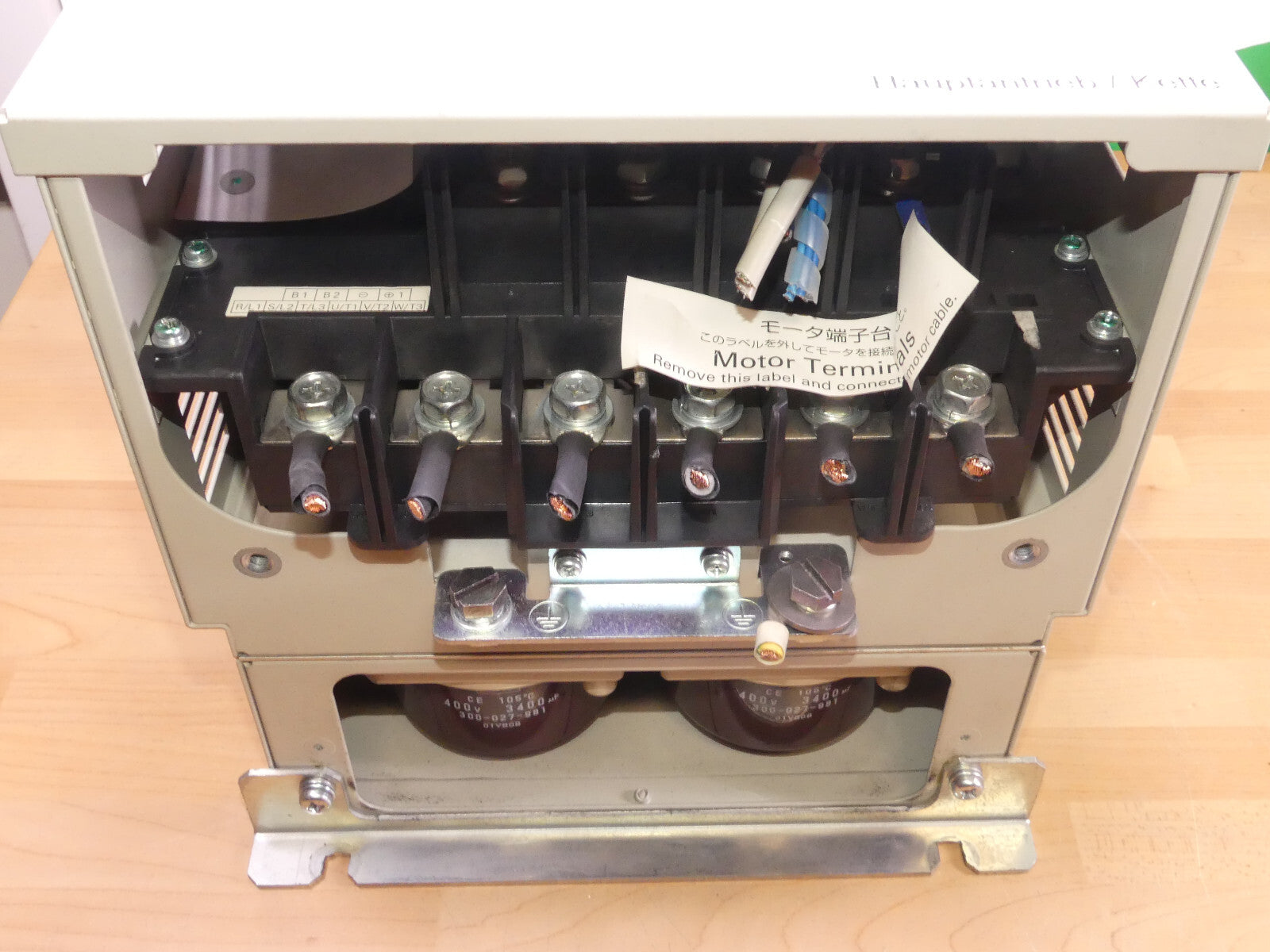 YASKAWA CIMR-AC4A0058AAA 30KW/22KW