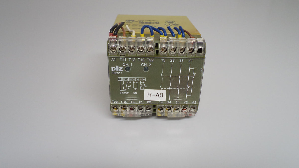 Pilz Sicherheitsschaltgerät PNOZ1 230VAC 3S1Ö  475650