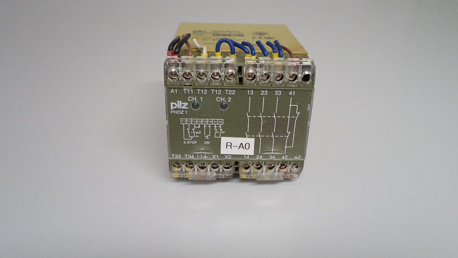 Pilz Sicherheitsschaltgerät PNOZ1 230VAC 3S1Ö  475650
