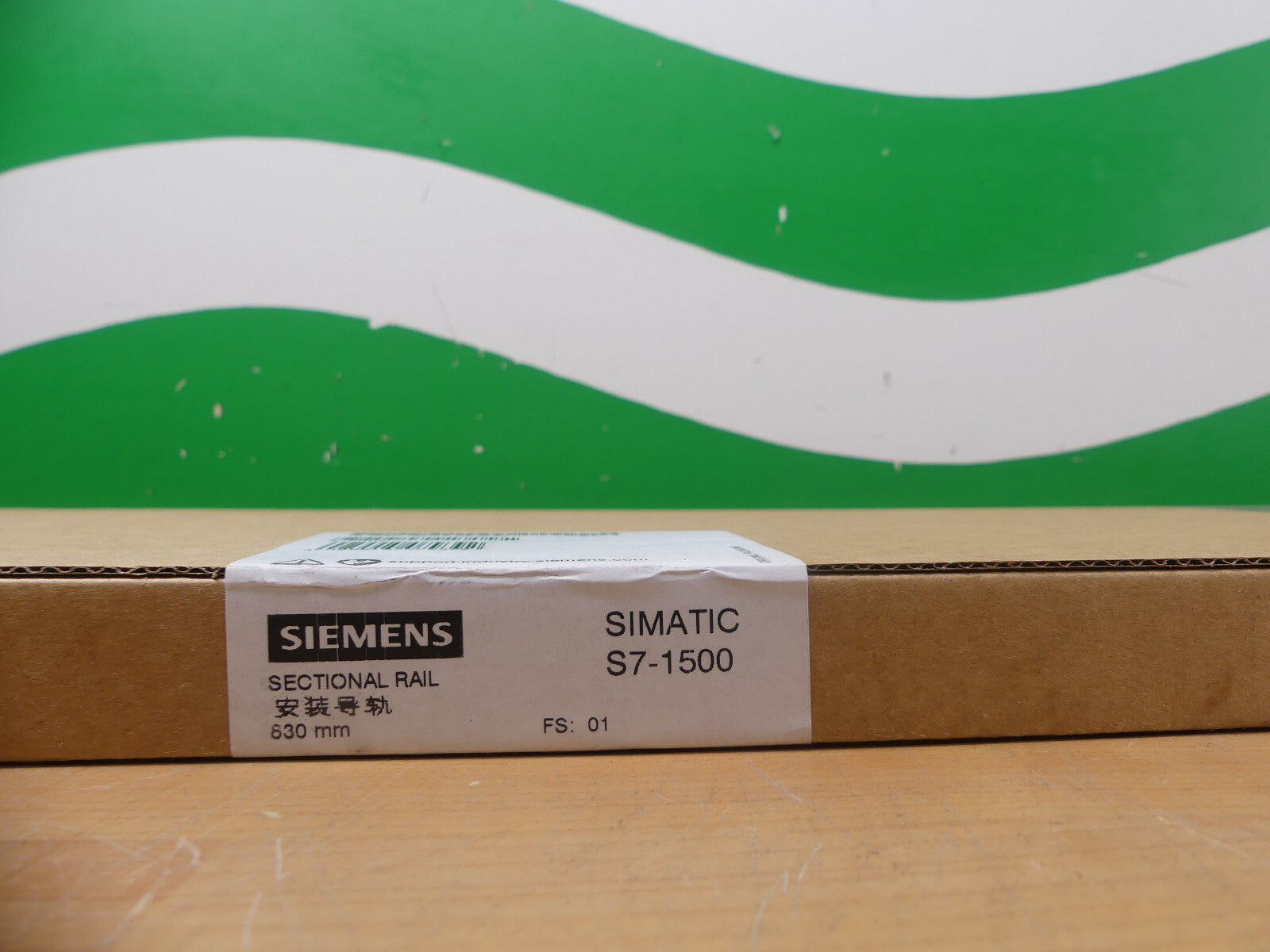 Siemens Simatic S7 Profilschiene 6ES7 590-1AJ30-0AA0    6ES7590-1AJ30-0AA0