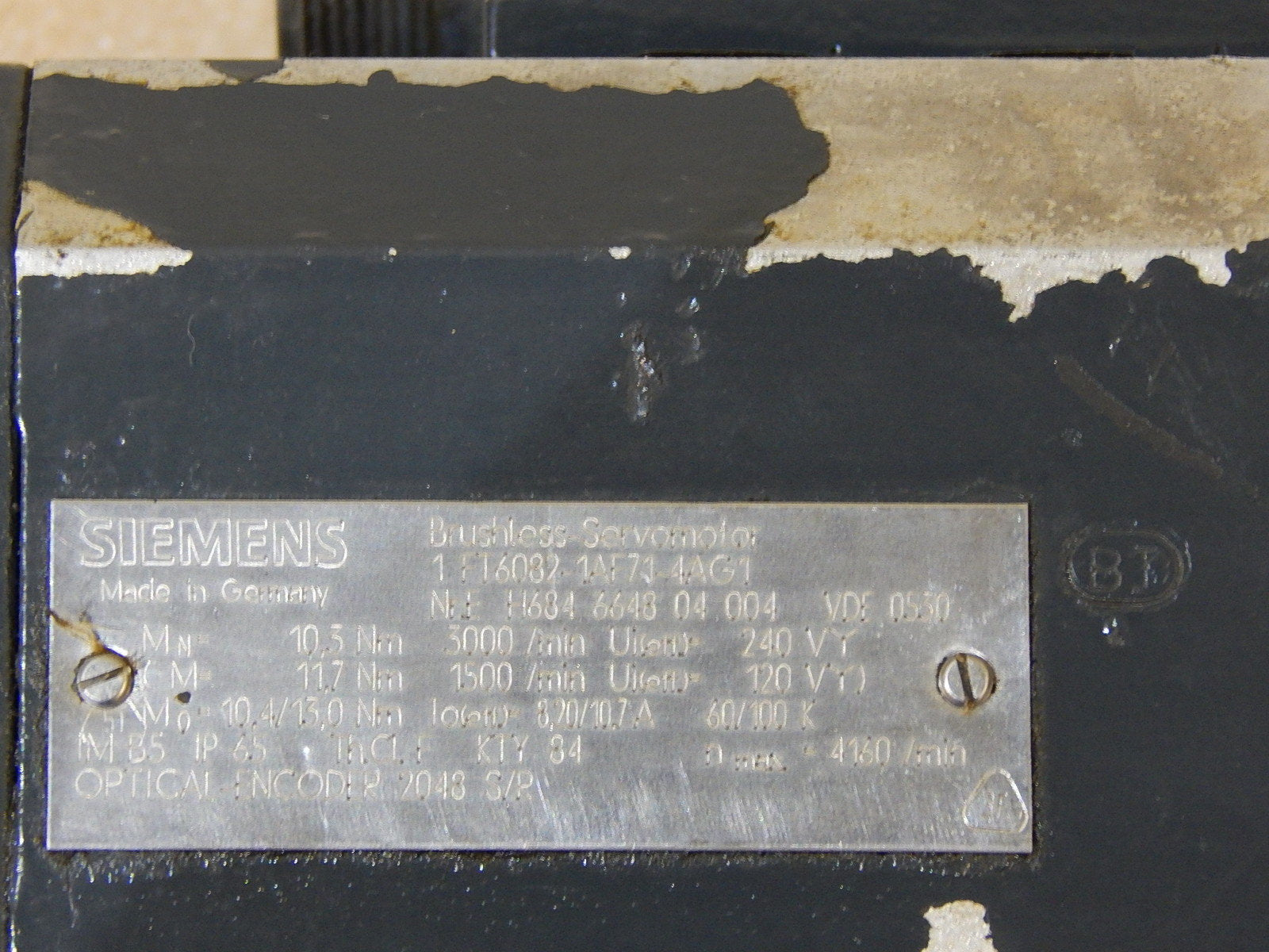 Siemens 1FT 6082-1AF71-4AG1 //1FT60821AF714AG1  Servomotor used