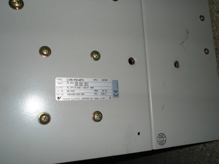 YASKAWA Varispeed Frequenzumrichter  CIMR-PSC4075   75KW