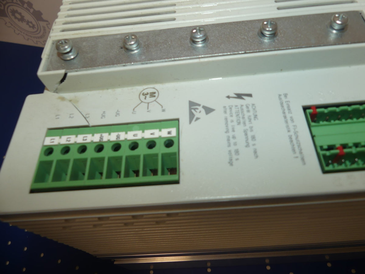 Lenze EVF8217-E - Leicht beschädigt