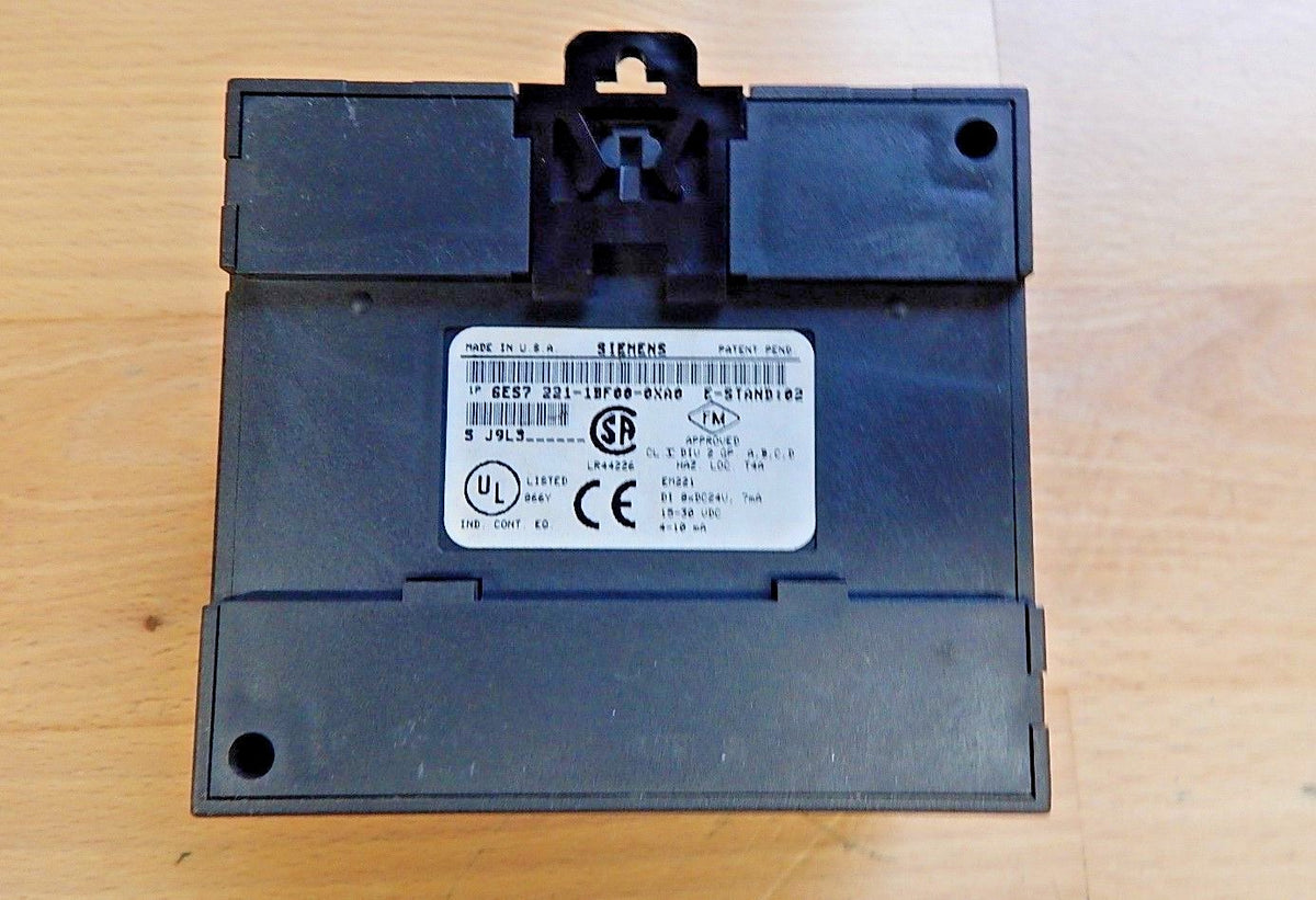 Siemens Simatic S7  6ES7 221-1BF00-0XA0