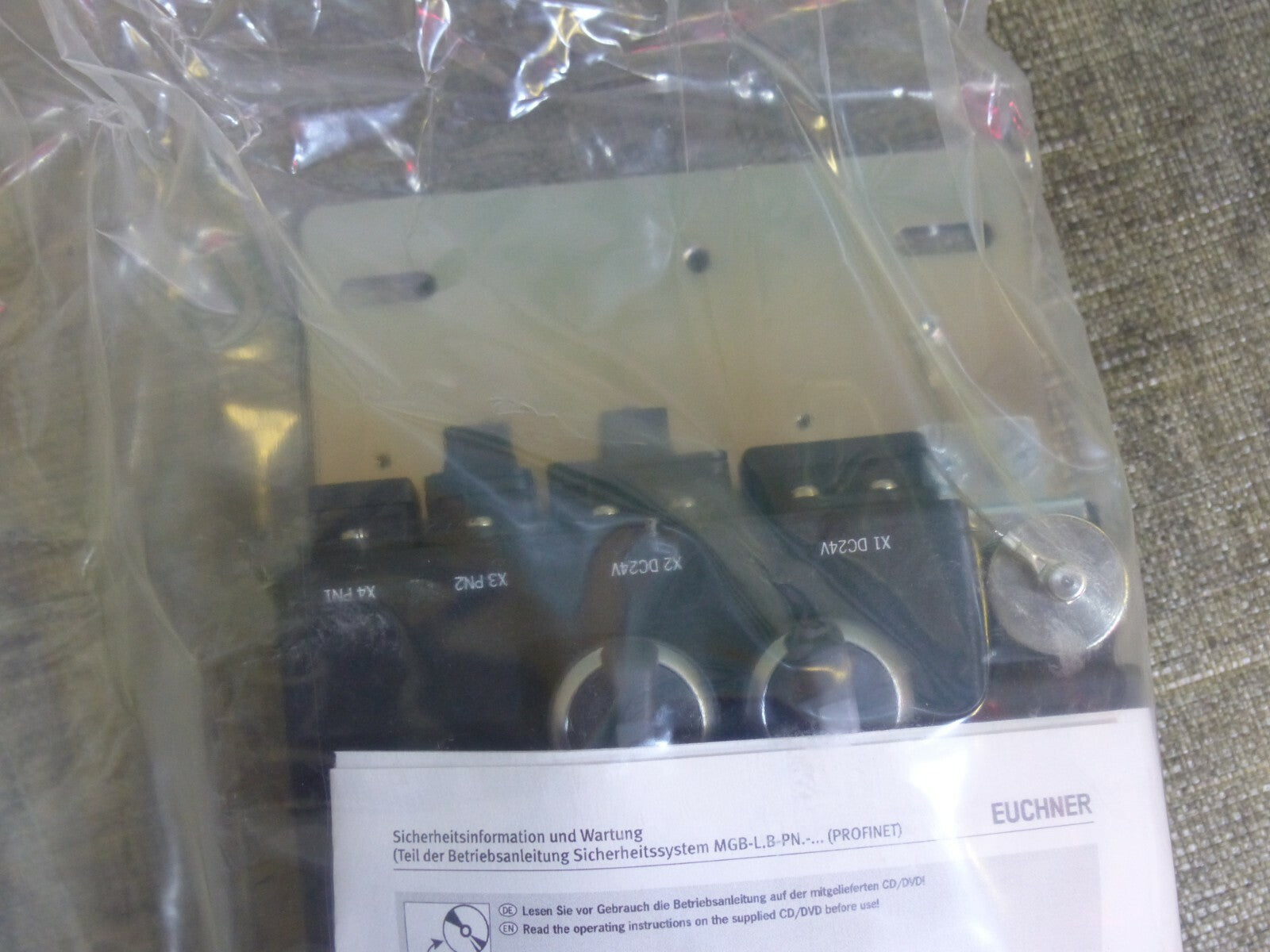 Euchner MGB-CB-PN-112048 s. Bilder