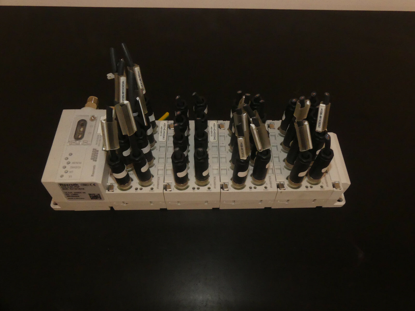 Rexroth AES-D-BC-PDP + 4x AES-D-IO-8DI8M8