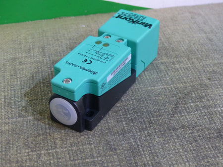 Pepperl + Fuchs U=10-60VDC / J=200mA