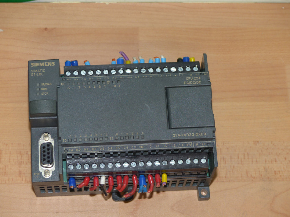 Siemens SIMATIC S7-200 CPU224  6ES7214-1AD23-0XB0   6ES7 214-1AD23-0XB0