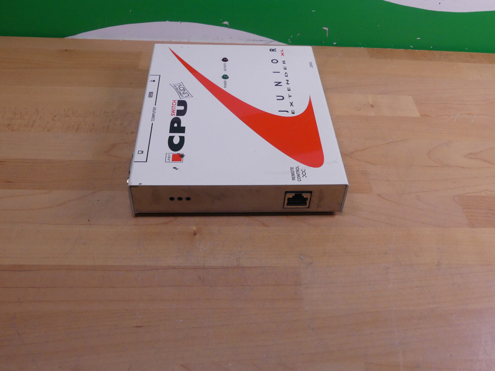 LINDY JUNIOR EXTENDER CPU SWITCH S/N: LYJE2516