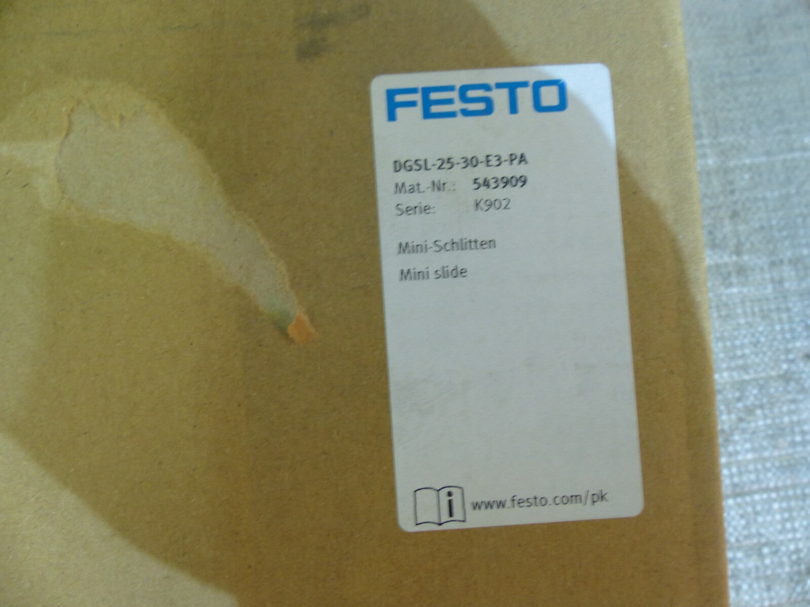  FESTO  DGSL-25-30-E3-PA / DGSL 25 30 E3 PA 543909 Schlitteneinheit 