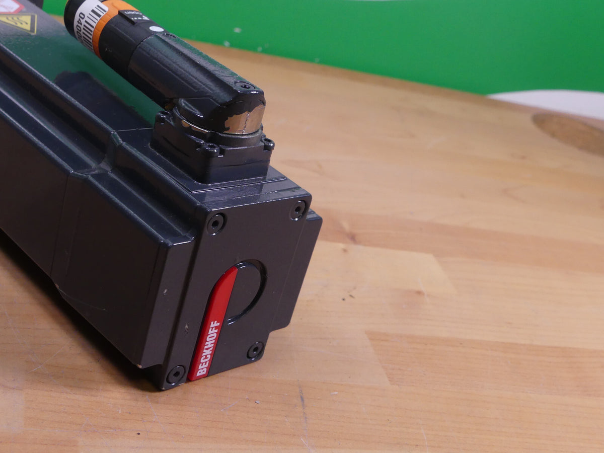 Beckhoff Servomotor AM8122-2F11-0000 s.Bilder