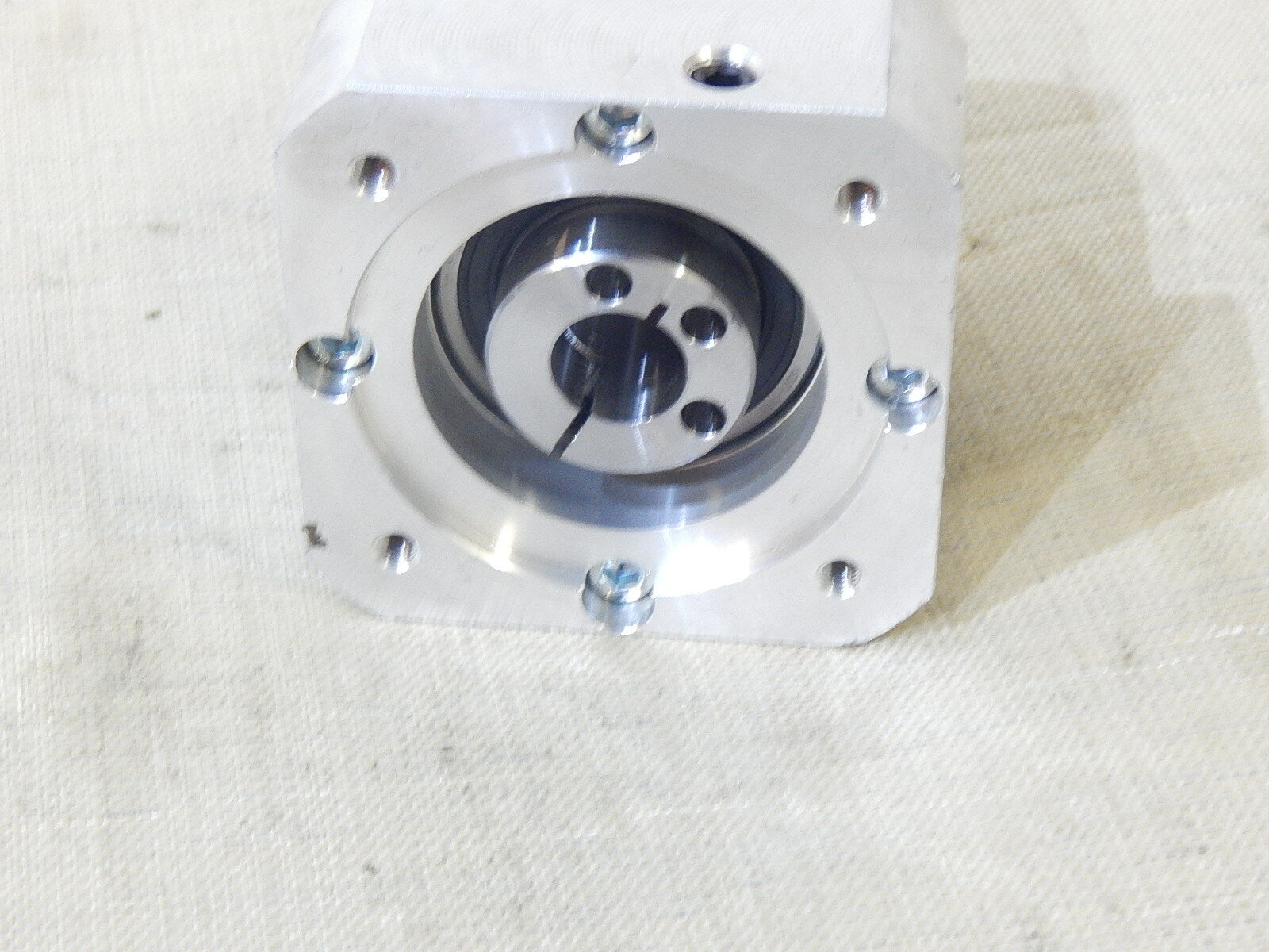  Neugart PLE120-003-SSSA3AF-E19 // 40/95/115/B5/M8  Getriebe  used