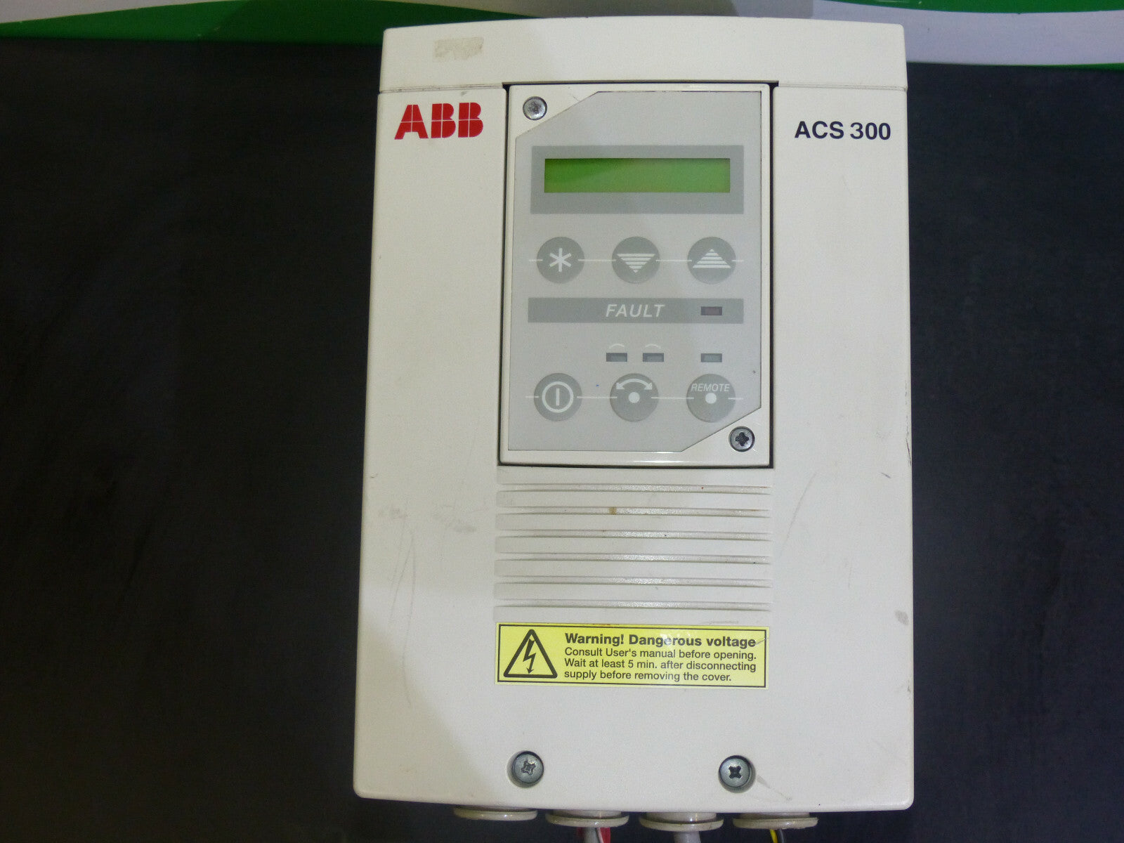 ABB ACS301-4P9-3