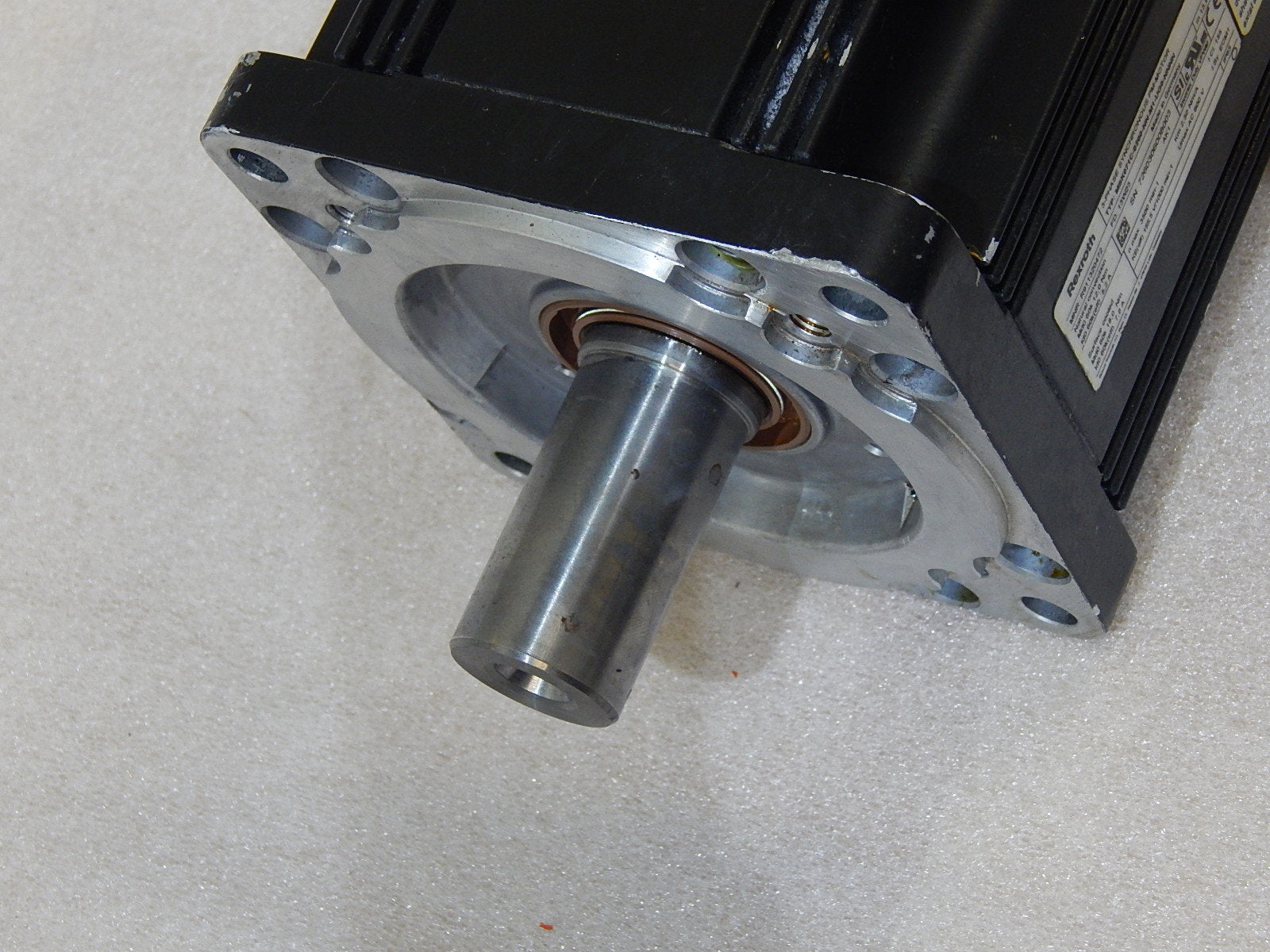 Rexroth MSK071C-0200-NN-M1-UG0-NNNN  3~ Permanent Magnet Motor Used