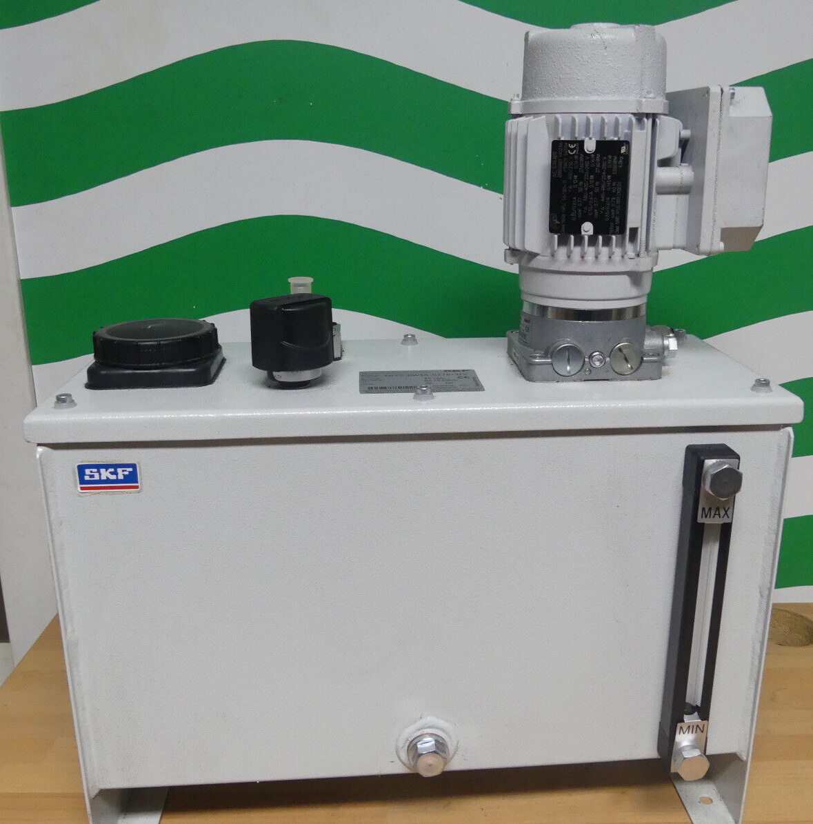 SKF MFE5-BW16-S176+1FV   MFES-4000+1FV   15 Liter Tank