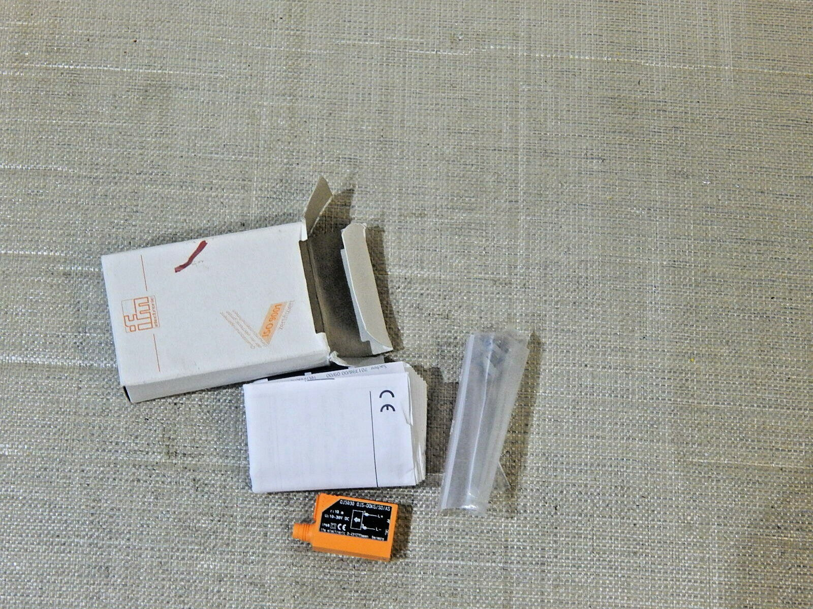 ifm 0J5030  0JS-00KG/S0/AS  Photo electric Sensor New