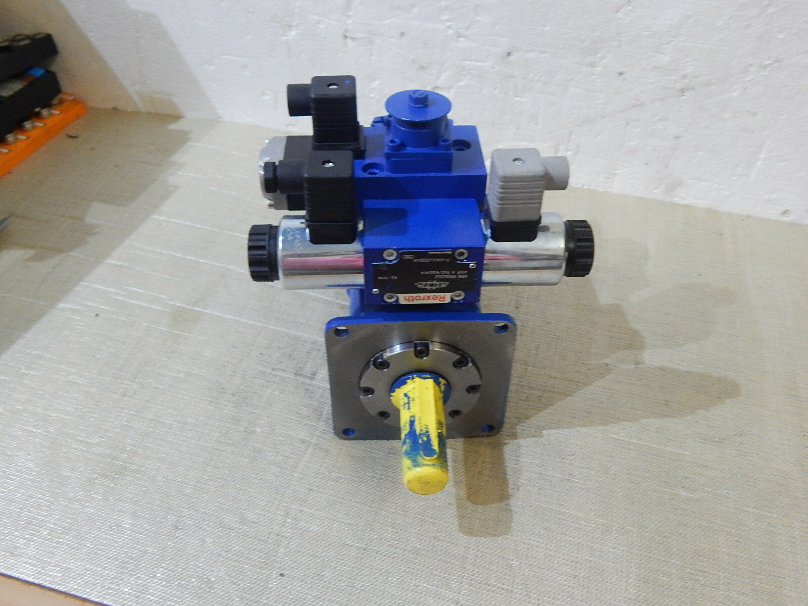  Rexroth Hydraulikmotor GMRP 160W21/MA1-22G24-01S+4WE 6 E62/EG24K4  unused 