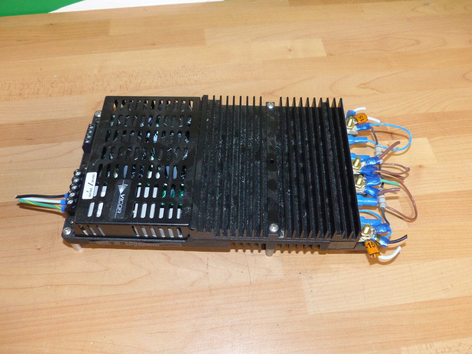 Vicor FlatPAC VI-PF22-EVV  Netzteil used
