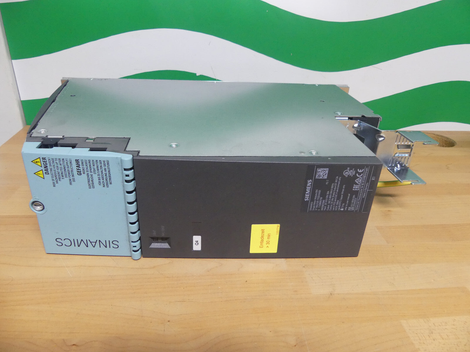 Siemens 6SL3120-1TE23-0AD0