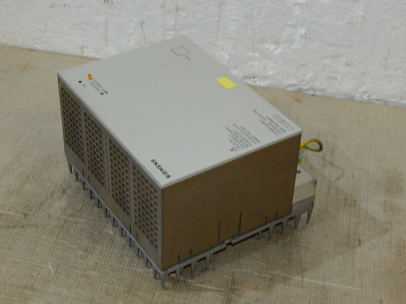  Siemens S5 6ES5950-8MD11 / 6ES5 950-8MD11 (leicht bruch) Power Supply s.Bilder 