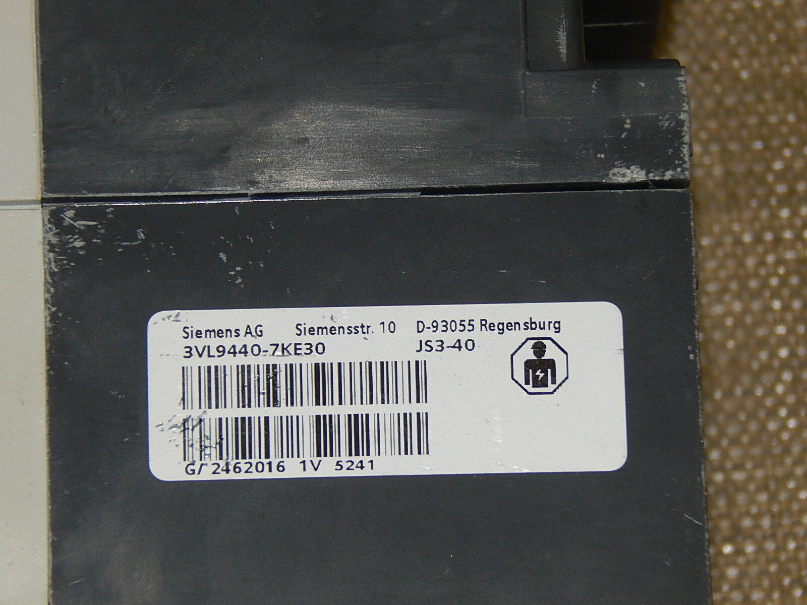  Siemens HJGA  3VL4140-3RR30-0AA0+3VL9440-7KE30  Leistungsschalter 400 A used