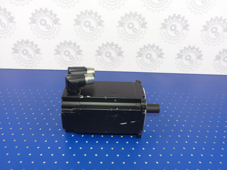 B&R 8LSA44.E3030D100-0  Servomotor