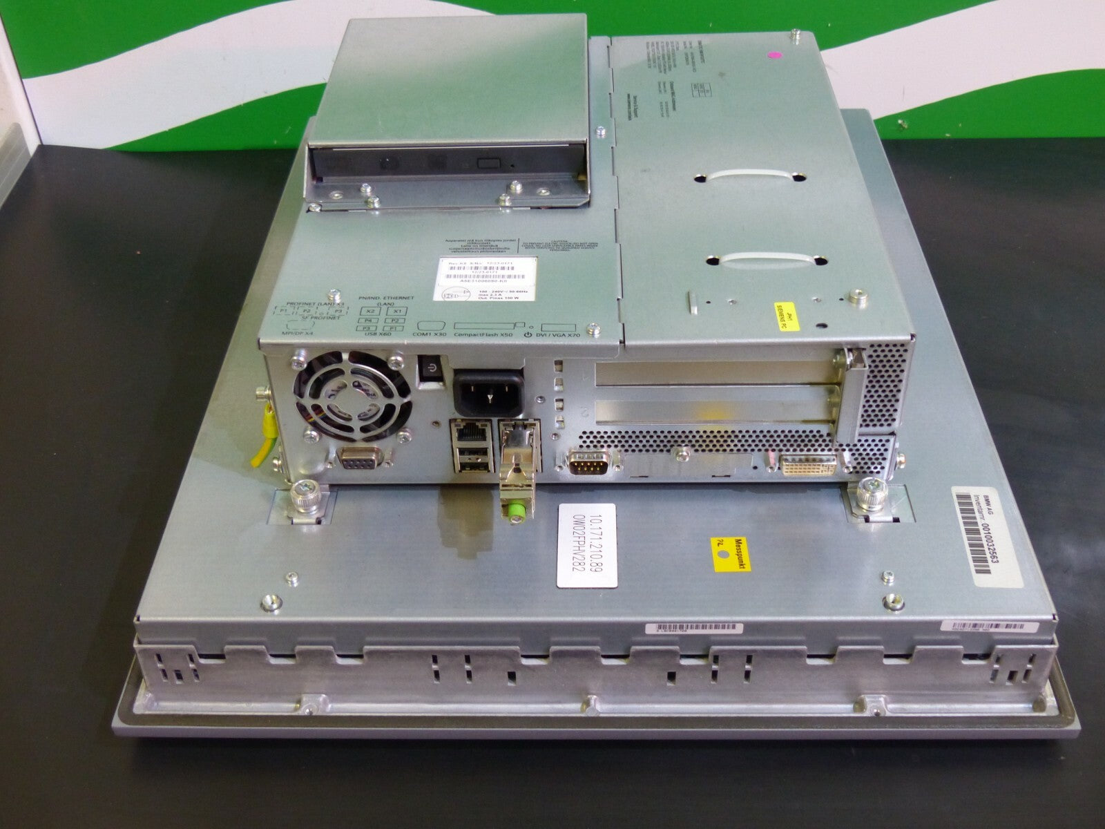 Siemens Simatic HMI IPC 677C  6AV7894-0BH30-1AC0  used