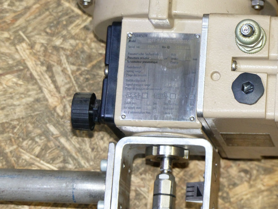  Samson 3277 Pneumatischer Stellantrieb 3277-03141091010201000.01 + 3730-1