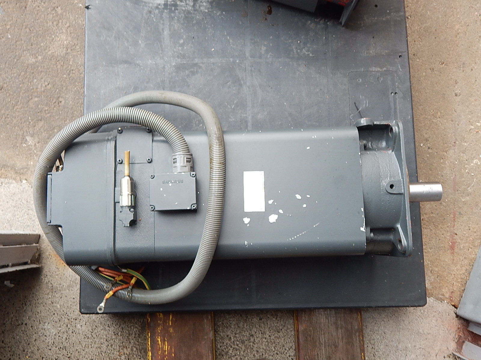 SIEMENS 3~Servomotor-Hauptspindelmotor 1PH6137-4NG46-Z Used