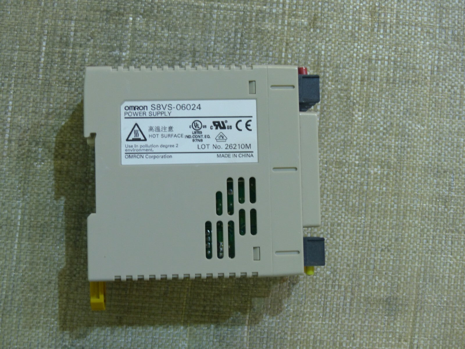  Omron S8VS-06024 Netzteil