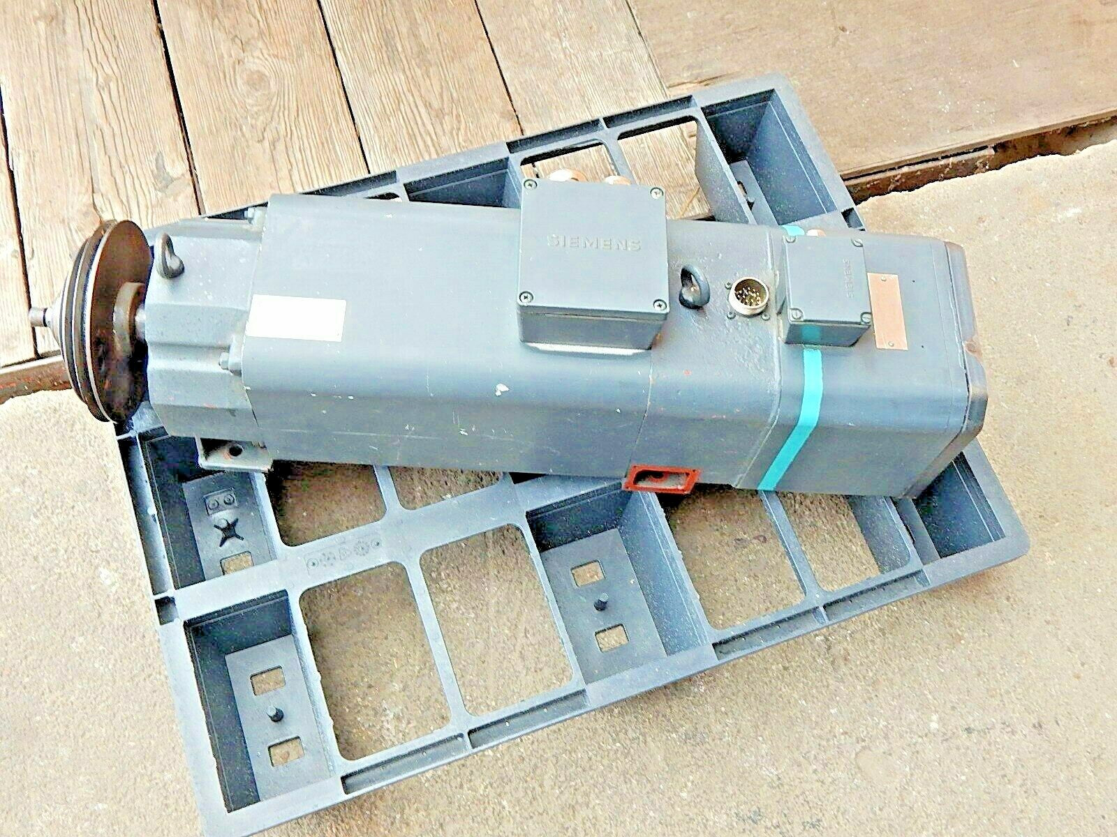 SIEMENS 3~Mot. 1 PH5107-4CF40-Z mit Gebläse 2CW8 144-8 Used