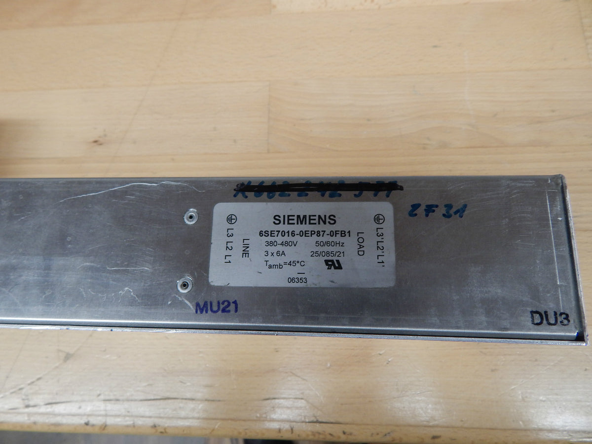 Siemens Simovert 6SE7016-0EP87-0FB1 Masterdrive Motion Control