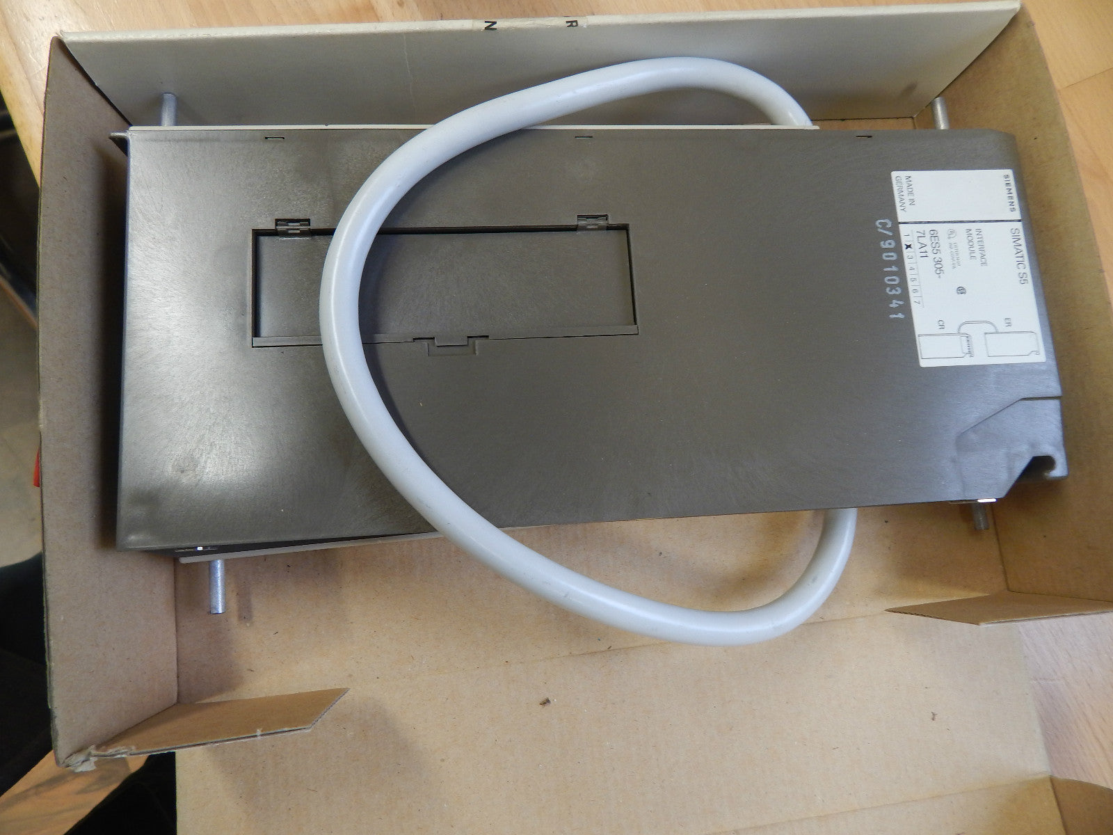 Siemens Simatic S5  6ES5 305-7LA11 // 6ES5305-7LA11