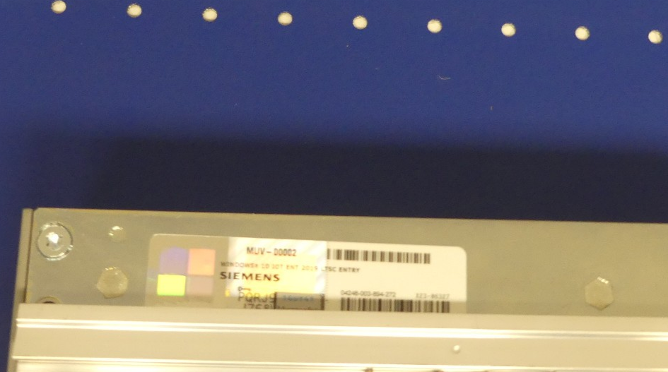 SIEMENS SIMATIC IPC227E  Nanobox PC  6ES7647-8BA11-8CA1