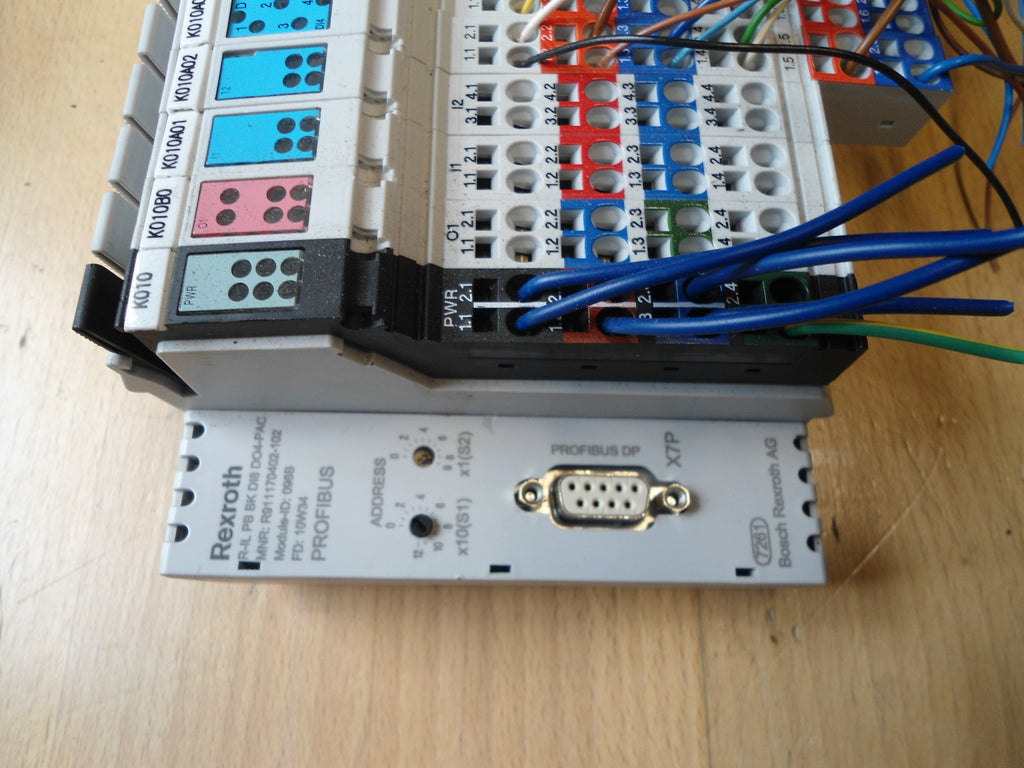  Rexroth Profibus  R-IL PB BK DI8 D04-PAC + 24 Klemme