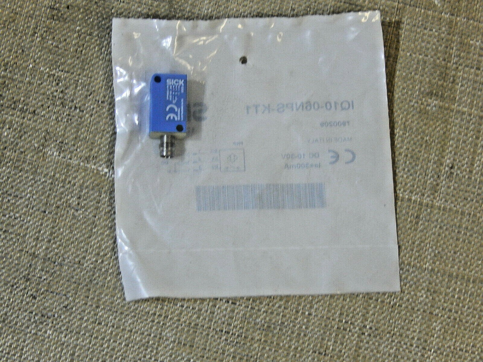  Sick Näherungssensor IQ10-06NPS-KT1 7900209 New