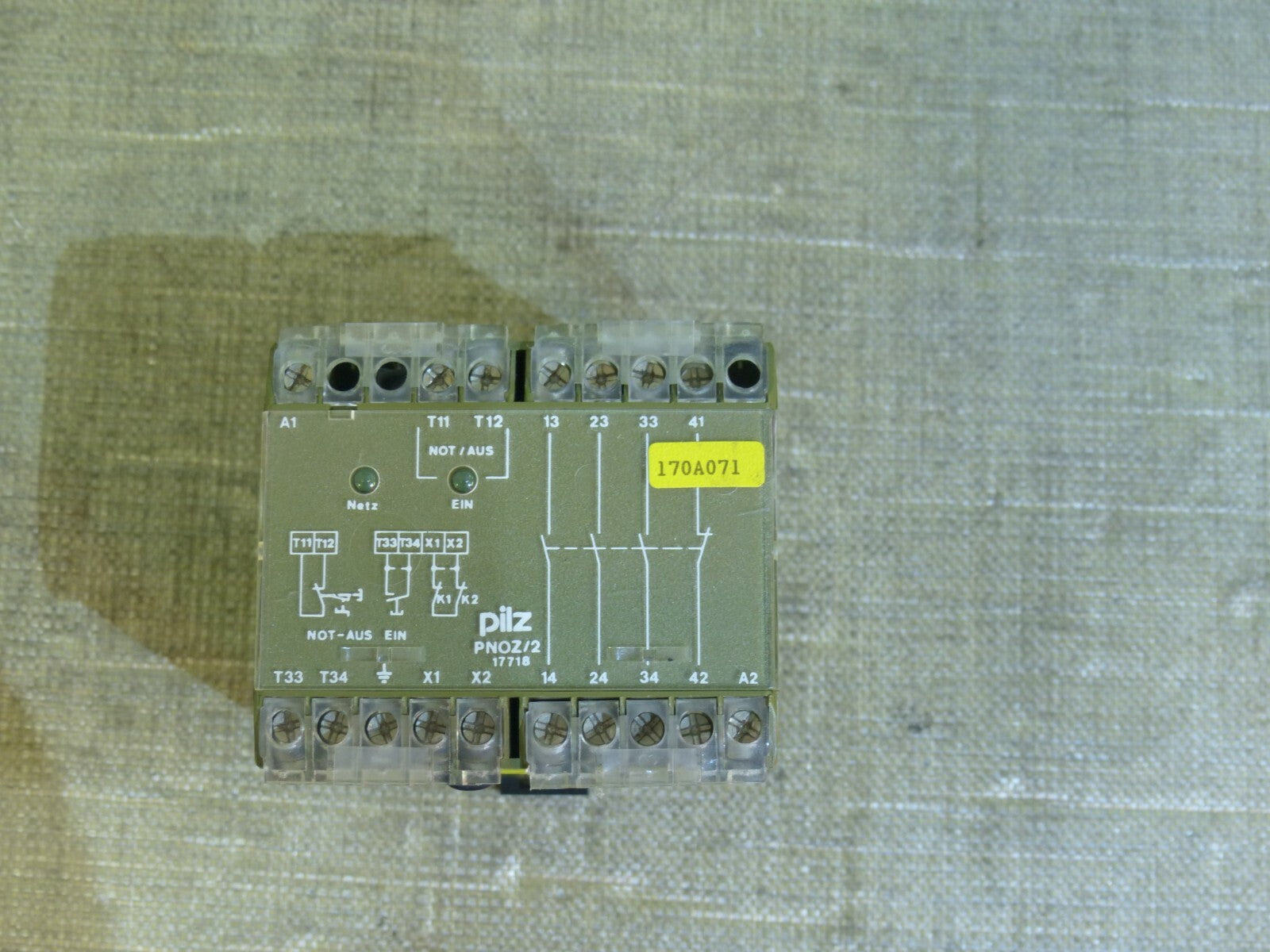 Pilz PNOZ /2 230VAC 3S1Ö