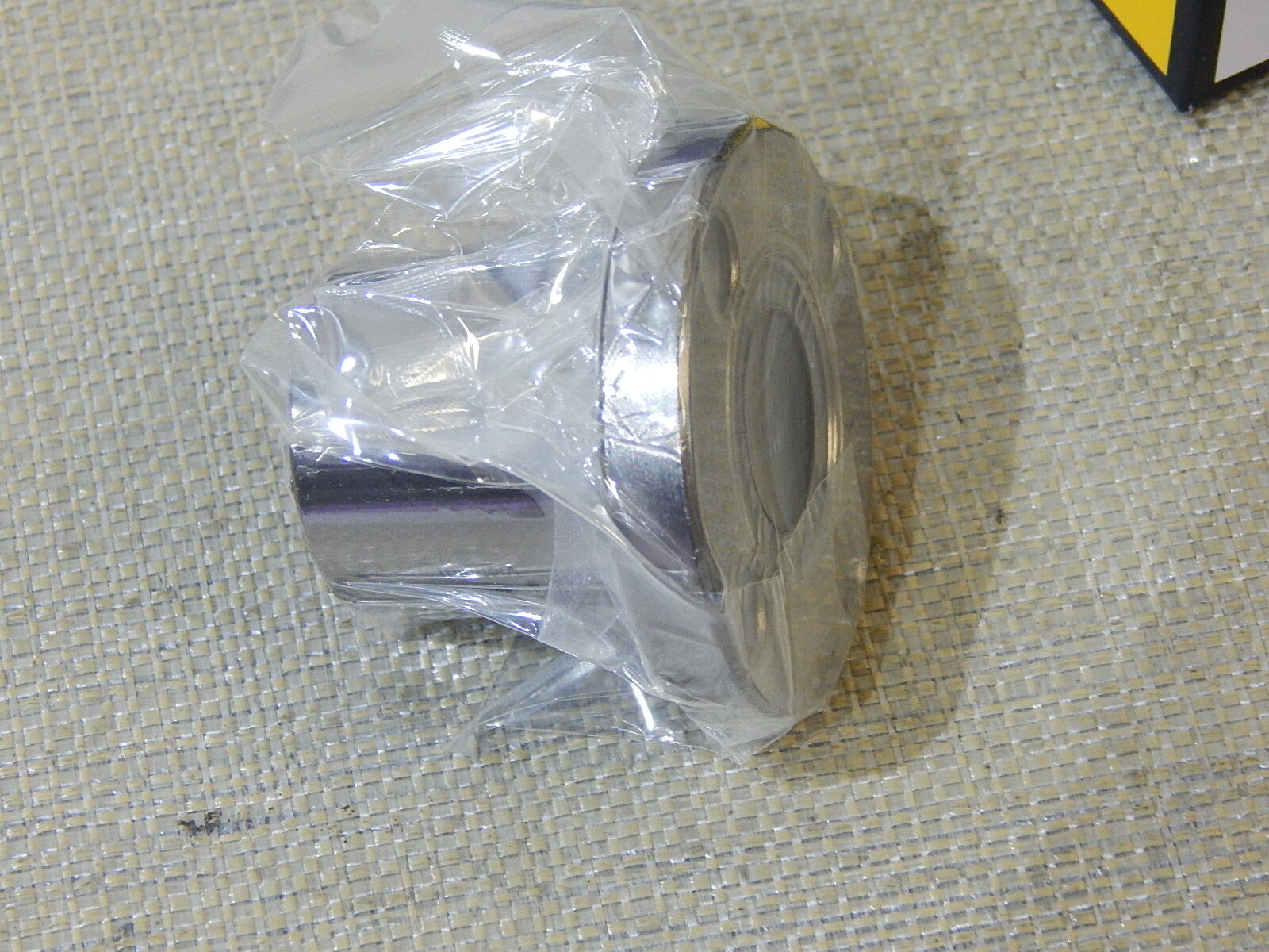 8x Misumi LHFRM20 Linearkugellager mit Flansch New