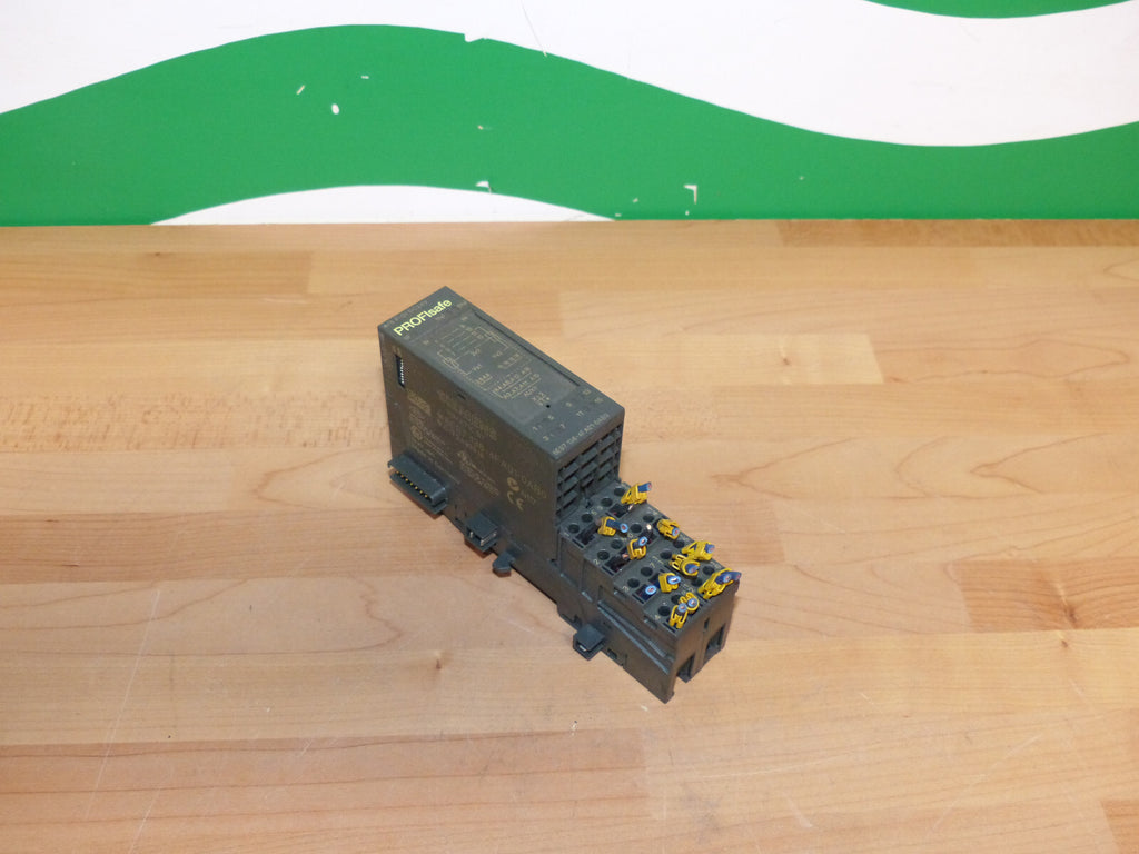 Siemens 6ES7 138-4FA01-0AB0   6ES7 1384FA010AB0