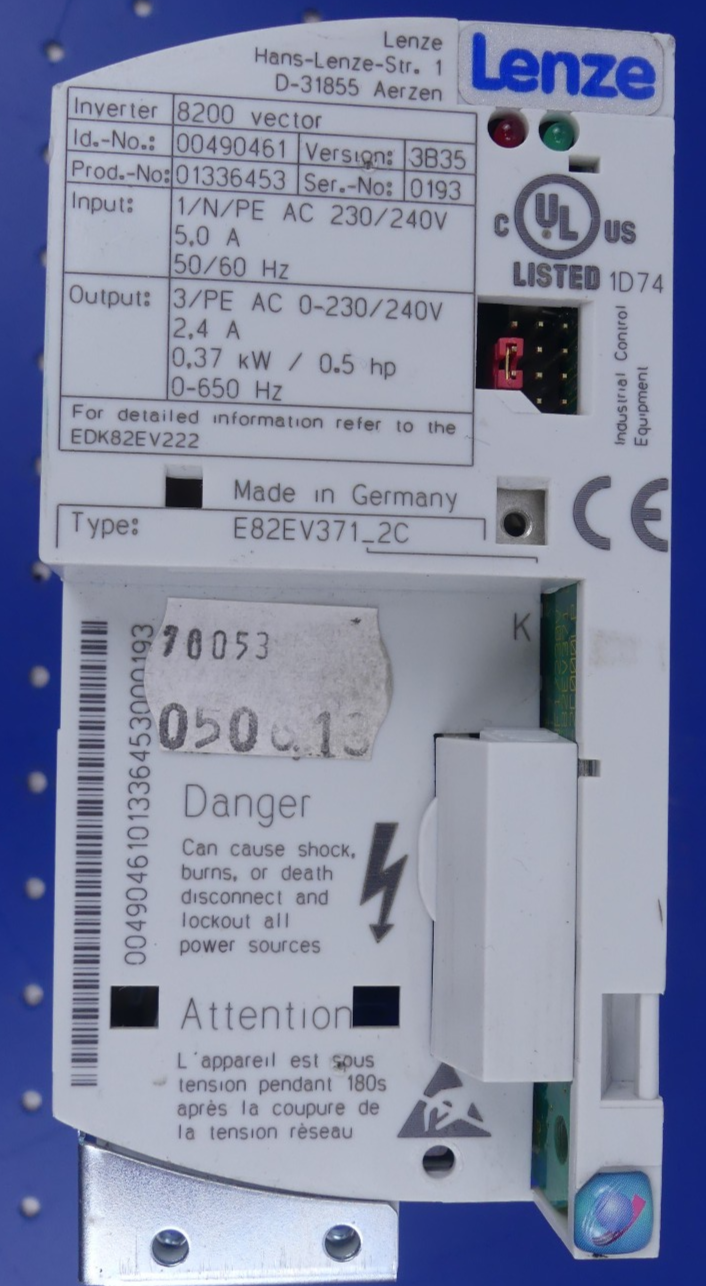 Lenze Frequenzumrichter  E82EV371_2C