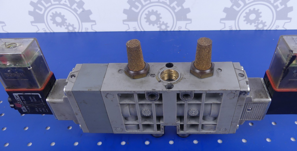 Bosch Wegeventil 0820035002  0 820 035 002