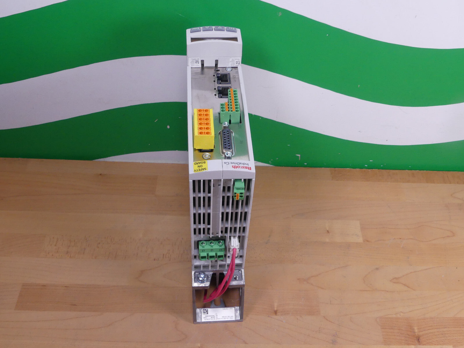 Rexroth HCS01.1E-W0013-A-02-B-ET-EC-EM-L4-NN-FW Umrichter R911345410 Servo