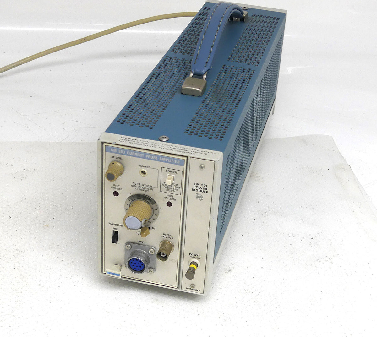 Tektronix PS 503 Triple Netzteil im TM 501 Leistungsmodul
