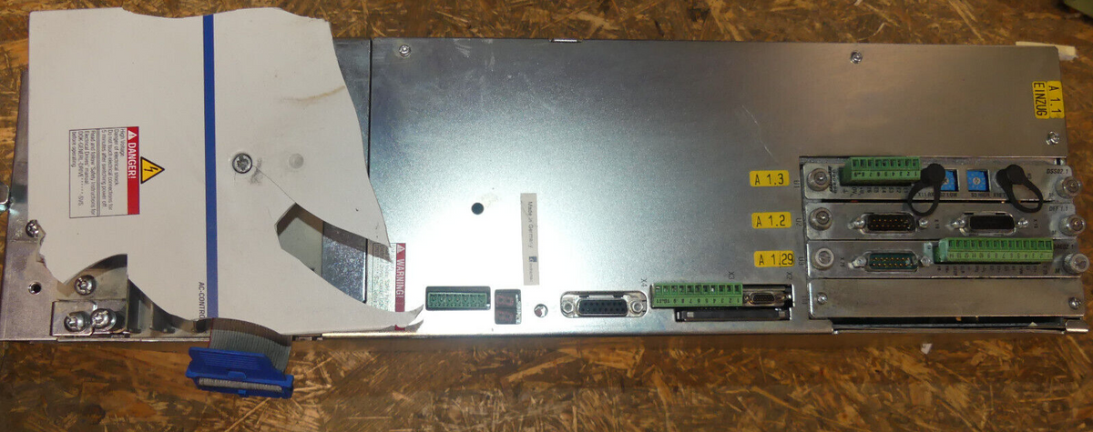 Rexroth Indramat AC-Controller  HDS04.2-W200N-HS12-01-FW leicht beschädigt