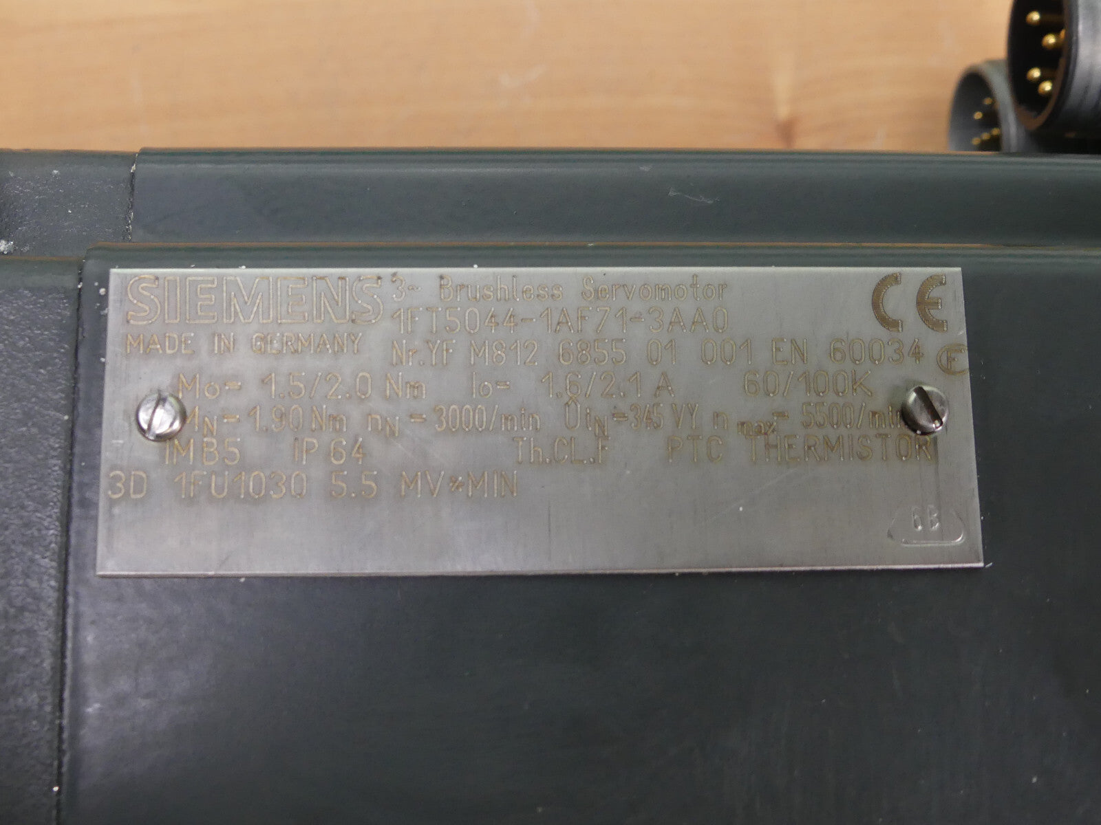 SIEMENS 1FT5044-1AF71-3AA0 Leicht Beschädigt s.Bilder