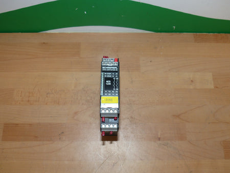 Schmersal AES 1235 Ue 24 VDC 13-14,23-24 used