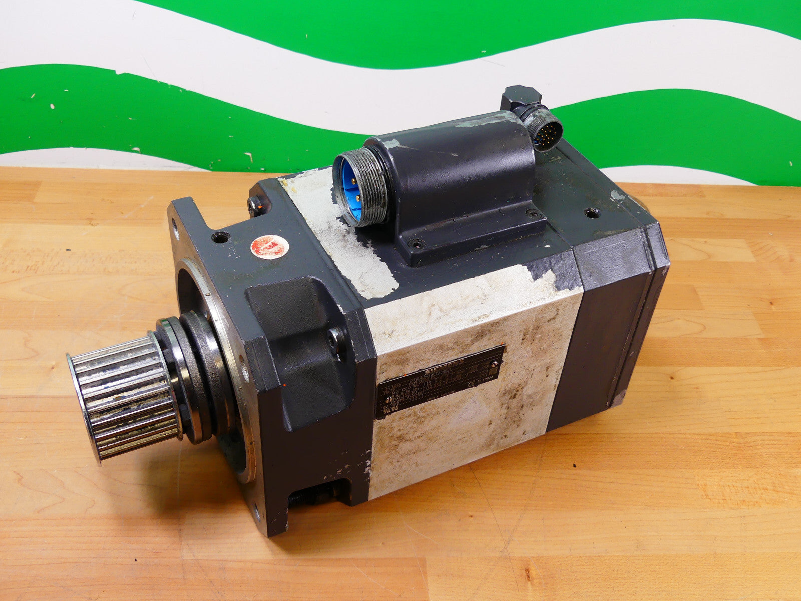 Siemens 1FT6082-1AF71-4EG1 Servomotor s.Bilder