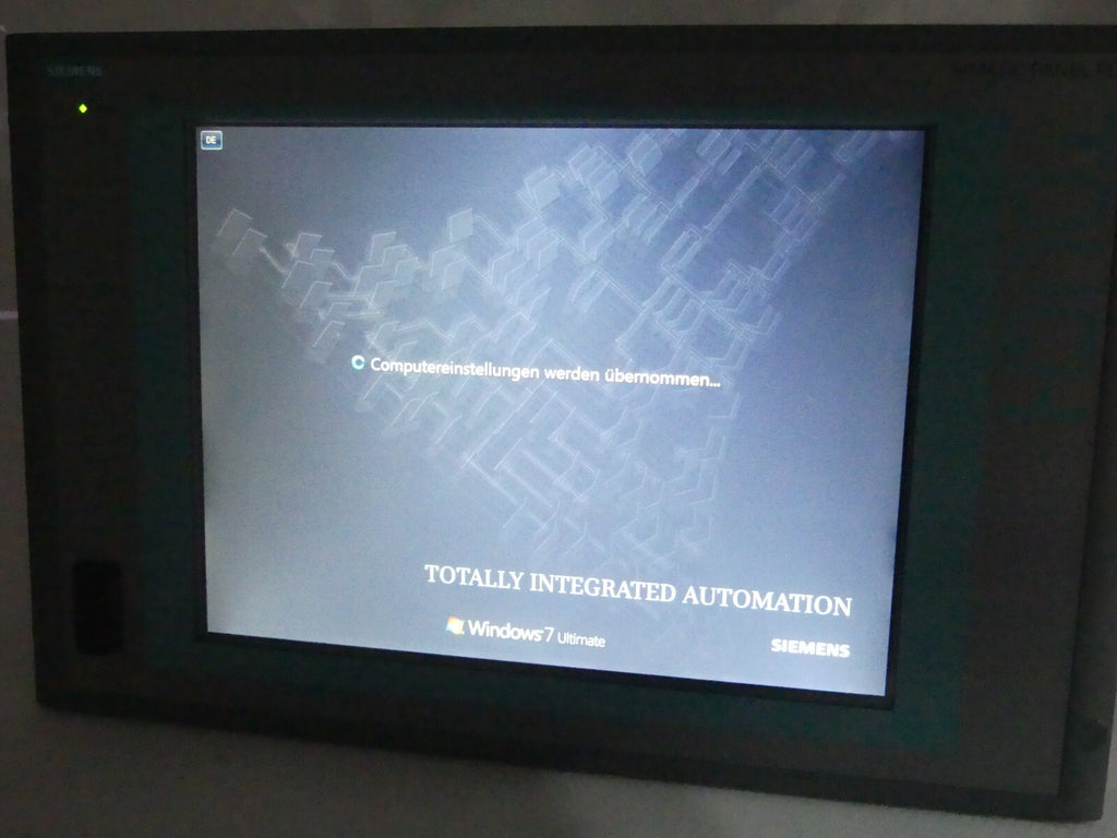 Siemens 6AV7892-0BJ34-0AC0 + panel 15T 677/877 ROHS